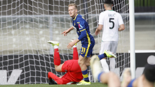 Hellas Verona ganó para dejar la zona de descenso y hundir a Sassuolo