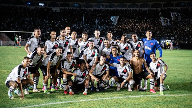 Gary Medel y Pablo Galdames fueron parte de la clasificación de Vasco a semifinales en el Carioca