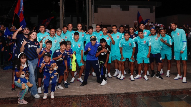 Plantel de la U “se cargó de energía” con apoyo de hinchas en Copiapó