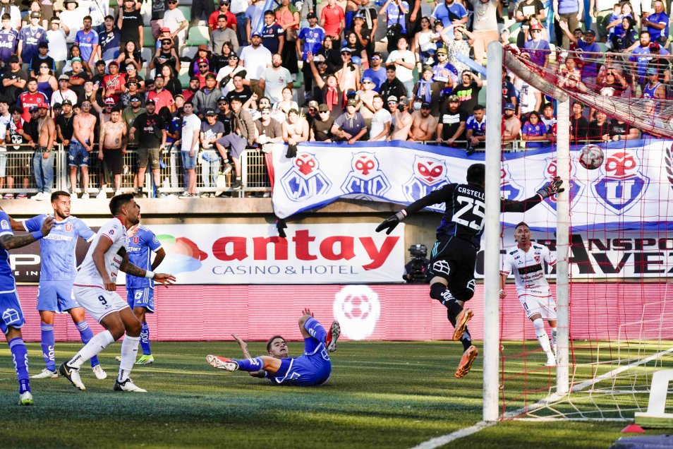 Universidad de Chile encadenó un nuevo triunfo a costa de Copiapó y sigue al alza