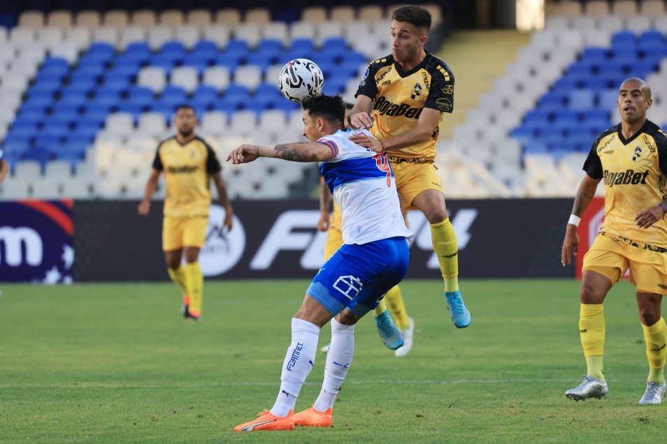 La UC se quedó sin copa internacional al ser derrotados por Coquimbo en la Sudamericana