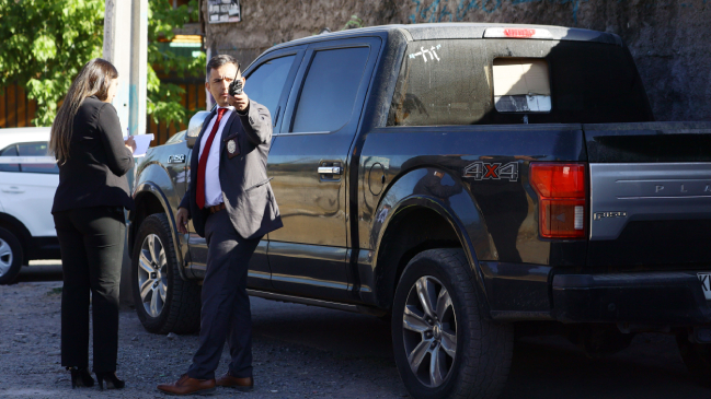 Policía de Investigaciones encontró cerca del Monumental la camioneta robada a Jorge Valdivia
