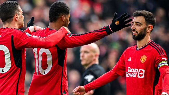 Bruno Fernandes y Rashford marcaron para el triunfo de Manchester United sobre Everton