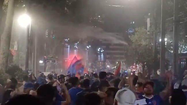 Banderazo de Universidad de Chile concluyó con disturbios