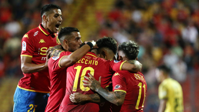 Unión Española se impulsó con cómoda victoria sobre Audax Italiano