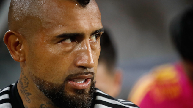 Arturo Vidal volvió a jugar un Superclásico después de 17 años
