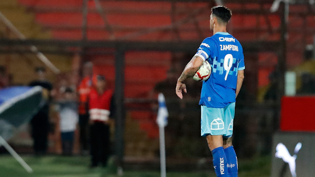 Fernando Zampedri: Nos avergüenza representar a Universidad Católica de esta forma