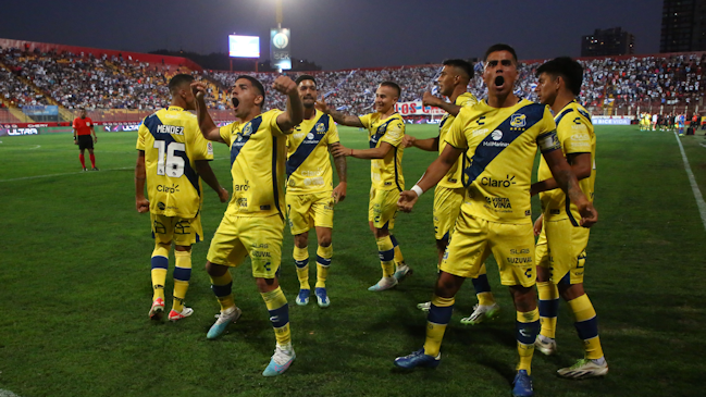 Técnico interino de Everton: Encontramos un equipo golpeado y el triunfo sirve de impulso