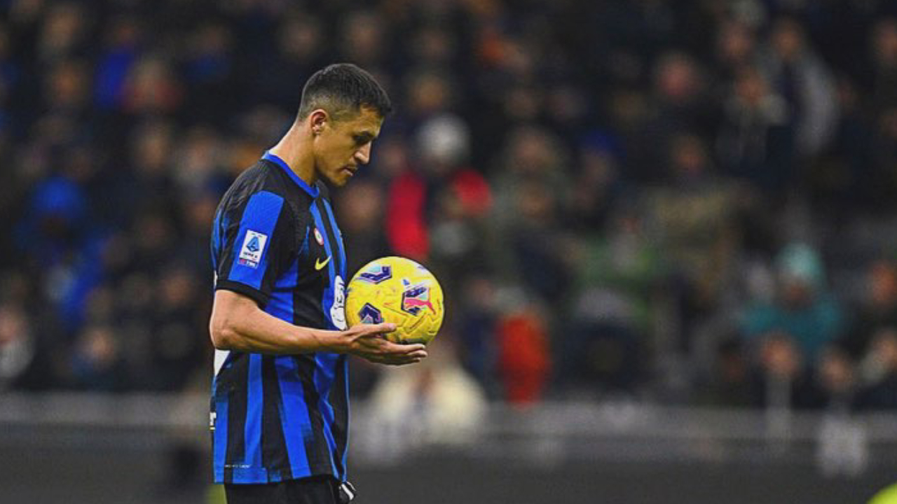 Inter de Alexis sale a definir ante Atlético en Madrid el paso a cuartos de la Champions