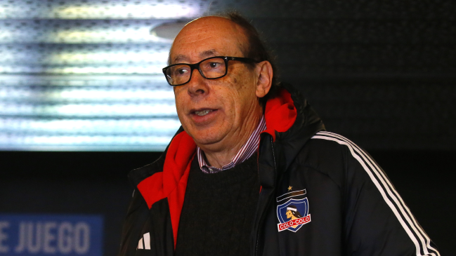 Alfredo Stöhwing “no ha pensado” un posible regreso de Claudio Bravo a Colo Colo