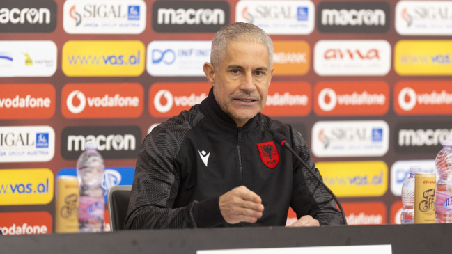 Entrenador de Albania elogió a La Roja: “Es una escuela de fútbol técnico”