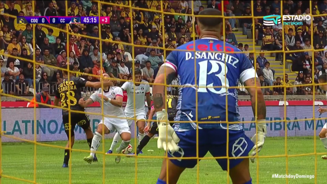 ¿Fue falta? El penal que reclamó Colo Colo ante Coquimbo en el final del primer tiempo