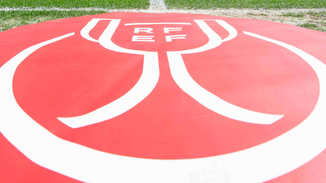 Oficinas de la Federación Española de Fútbol fueron registradas por contratos irregulares