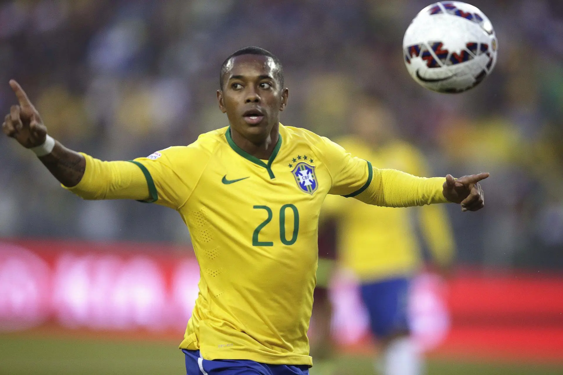 La Policía brasileña detuvo a Robinho para su ingreso en prisión por violación