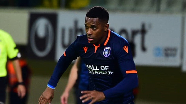 Robinho ingresó a prisión en Brasil para cumplir su condena por violación