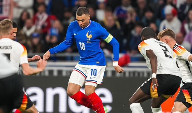 Francia prepara cambios para afrontar su duelo ante Chile