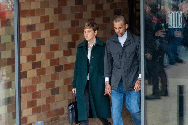 Dani Alves quedó en libertad tras el pago de millonaria fianza