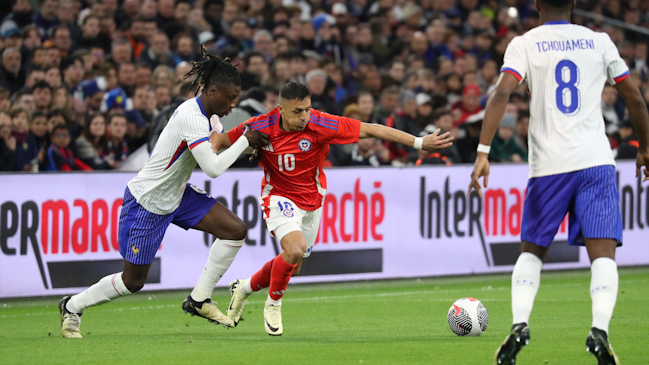 Un combativo Chile sufrió ajustada derrota a manos de Francia en Marsella