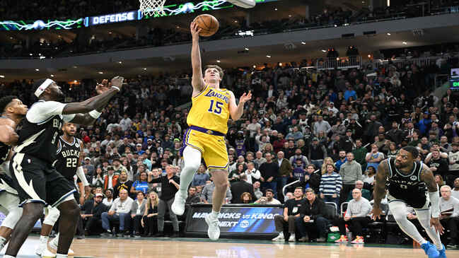 El milagro de Milwaukee: Los Lakers vencen a los Bucks en dos prórrogas y sin LeBron