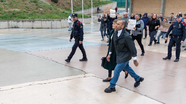 Dani Alves tuvo una fiesta hasta las cinco de la mañana tras salir de la cárcel