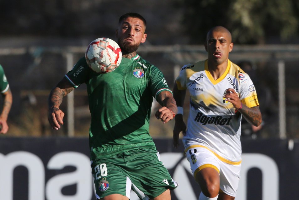 Audax Italiano sigue complicado en la parte baja del Campeonato luego de caer a manos de Coquimbo