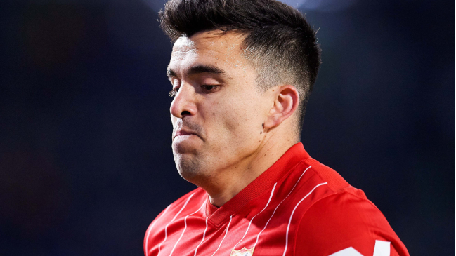 Futbolista argentino fue víctima de insultos racistas en el partido entre Getafe y Sevilla