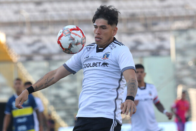 Palacios tras victoria de Colo Colo ante Everton: Queremos pelear todo, por eso estoy feliz