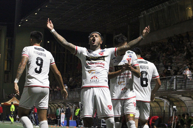 Copiapó logró su primera victoria del torneo