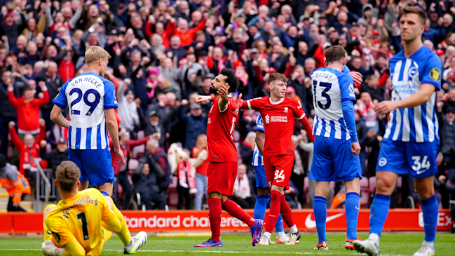 Mohamed Salah selló la remontada de Liverpool sobre Brighton en Anfield