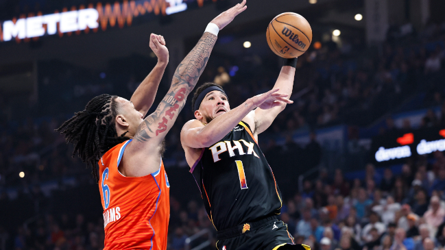 Devin Booker brilló con otra magistral actuación en la NBA