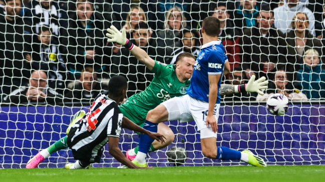 Newcastle United desperdició chance de ganar y solo empató con Everton