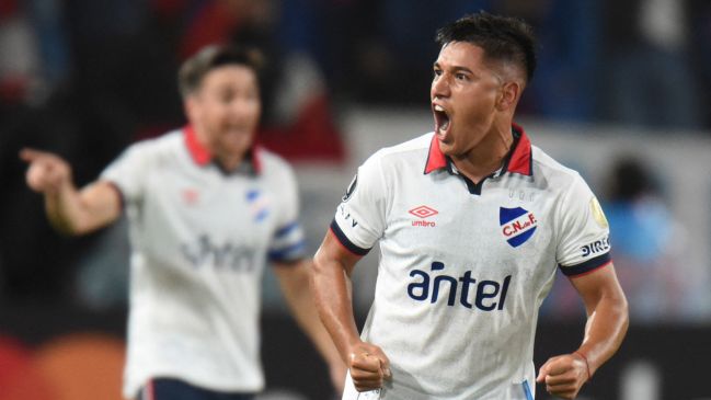 Nacional debutó con un cómodo triunfo ante Libertad en Copa Libertadores