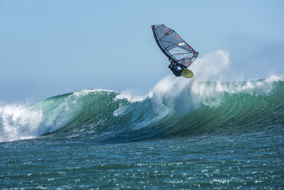 Así fue la segunda jornada del Chile World Cup de windsurf en Matanzas