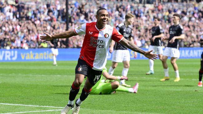 Feyenoord aplastó al Ajax en el clásico neerlandés