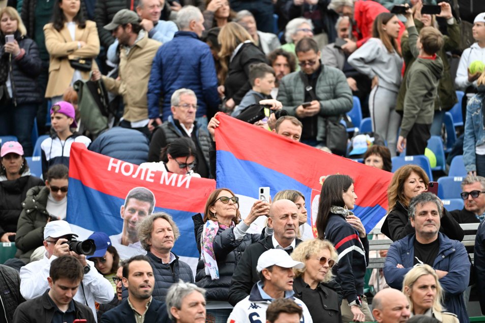 Novak Djokovic aplastó a Roman Safiullin en su estreno en Montecarlo