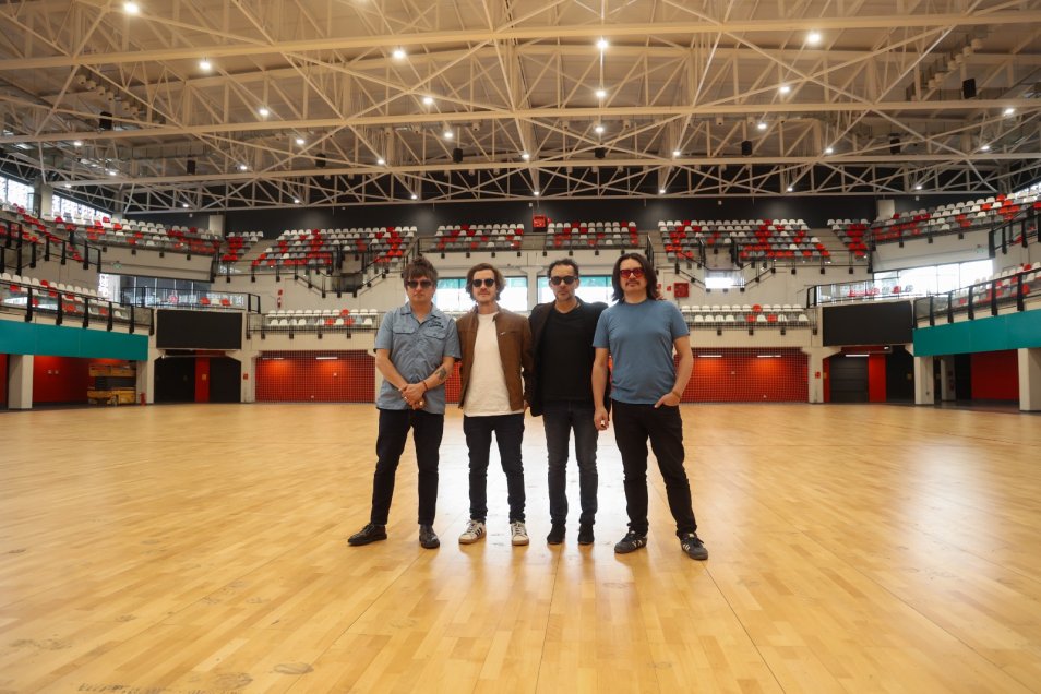 Los Bunkers recorrieron el Parque Estadio Nacional y compartieron con miembros del Team Chile