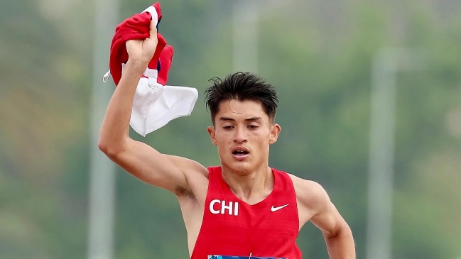 Hugo Catrileo y ayuda del Estado: Con o sin beca no voy a dejar de ser Hugo Catrileo