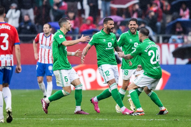 Real Betis de Pellegrini ganó después de cuatro fechas en la liga española