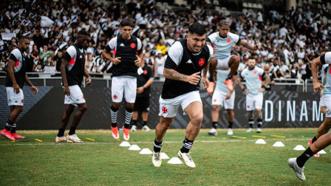 Gary Medel lideró victoria de Vasco ante Gremio en el Brasileirao