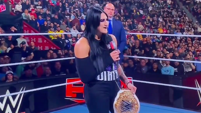 Rhea Ripley dejó vacante el título mundial femenino de WWE por lesión