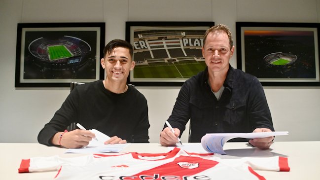 Pablo Solari renovó contrato con River Plate