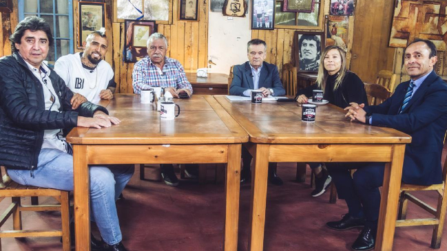 Rumbo al Centenario: Referentes de Colo Colo revivieron distintos momentos de la historia del Club