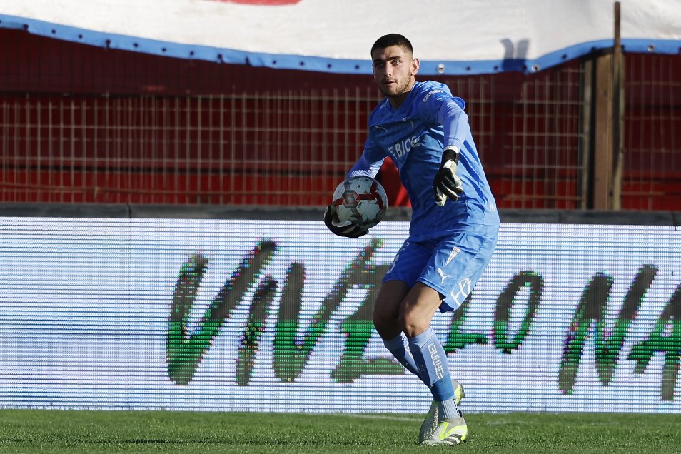 Con una modificada línea defensiva: La formación estelar de la UC para el clásico ante Colo Colo