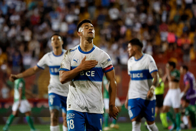 Alexander Aravena surgió como duda de último momento para el clásico con Colo Colo