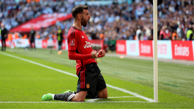 Manchester United tuvo que sufrir para clasificar a la final de la FA CUP