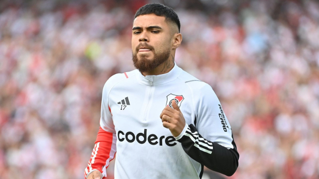 “Jugando solo”: Paulo Díaz se llenó de elogios a pesar de la caída en el Superclásico