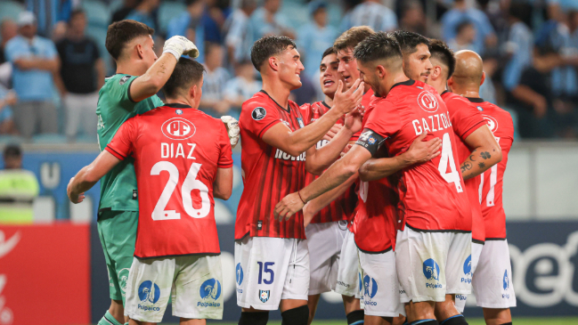 Huachipato va por el triunfo y liderato en su grupo de Copa Libertadores