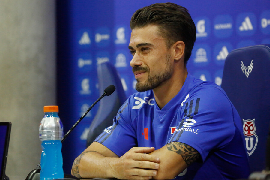 Buenas noticias en U. de Chile: Jugador superó larga lesión y se reintegró al plantel