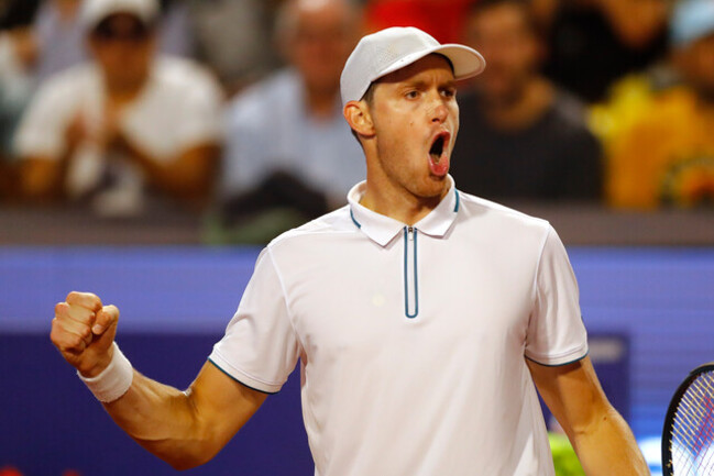 Nicolás Jarry va por la tercera ronda en el Masters 1.000 de Madrid