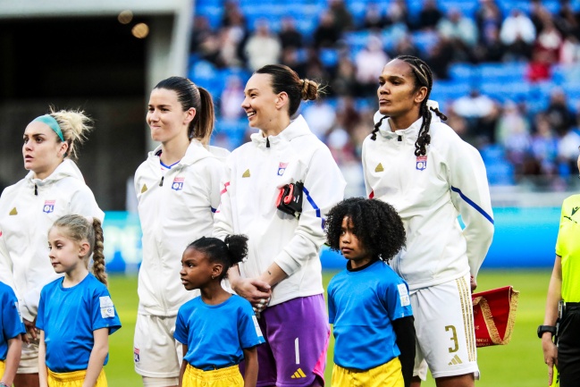 Christiane Endler va por una nueva victoria en Champions League